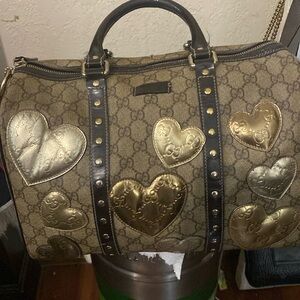 Beautiful Metallic Heart Patch Tan Gucci tote bag!!